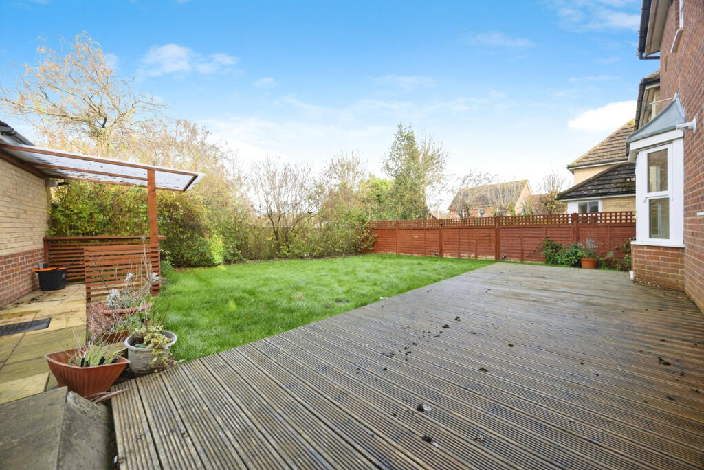 Siskin Close, Ashford, TN25 4