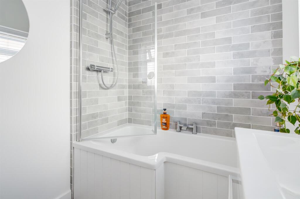 18 Glenville Avenue Final-28.jpg