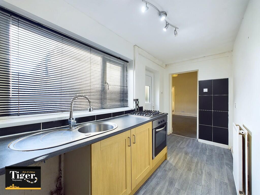 IMG_398356_5_orig...