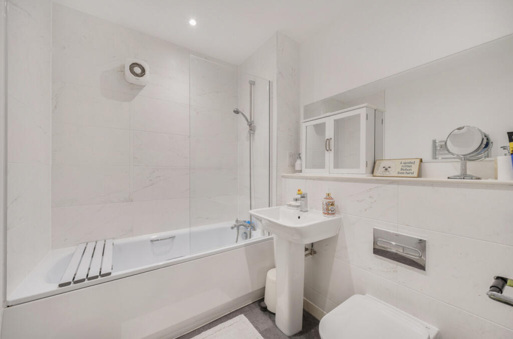 1304195-8-6851a84...