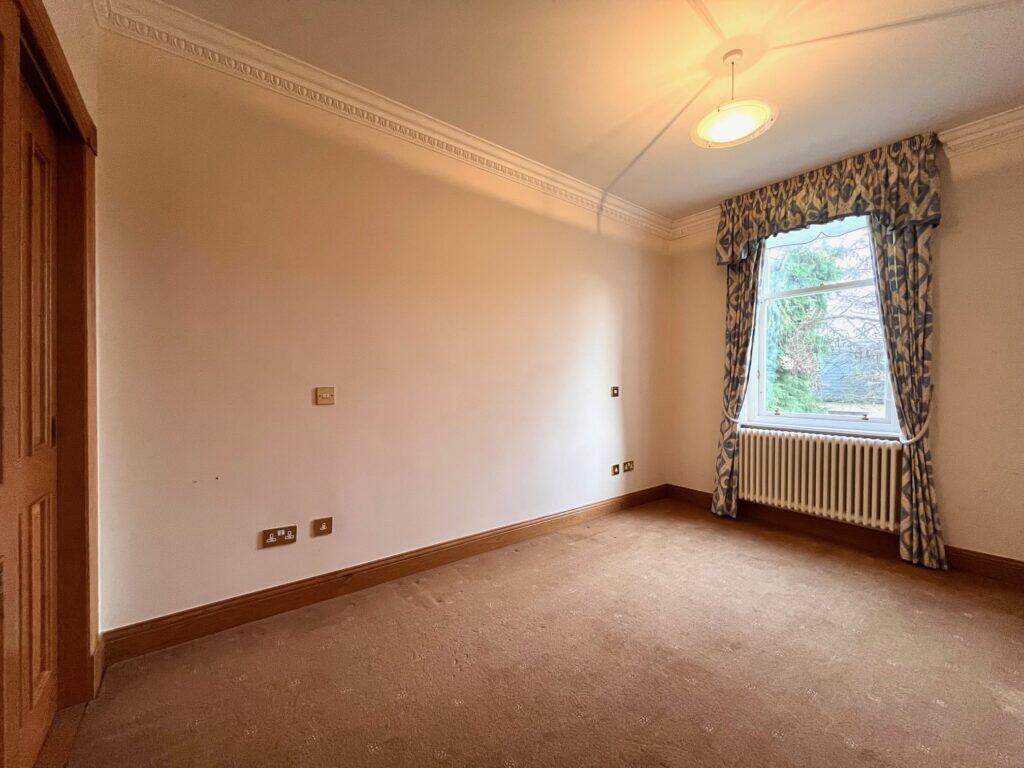 55 Victoria Place Stirling FK8 2QT