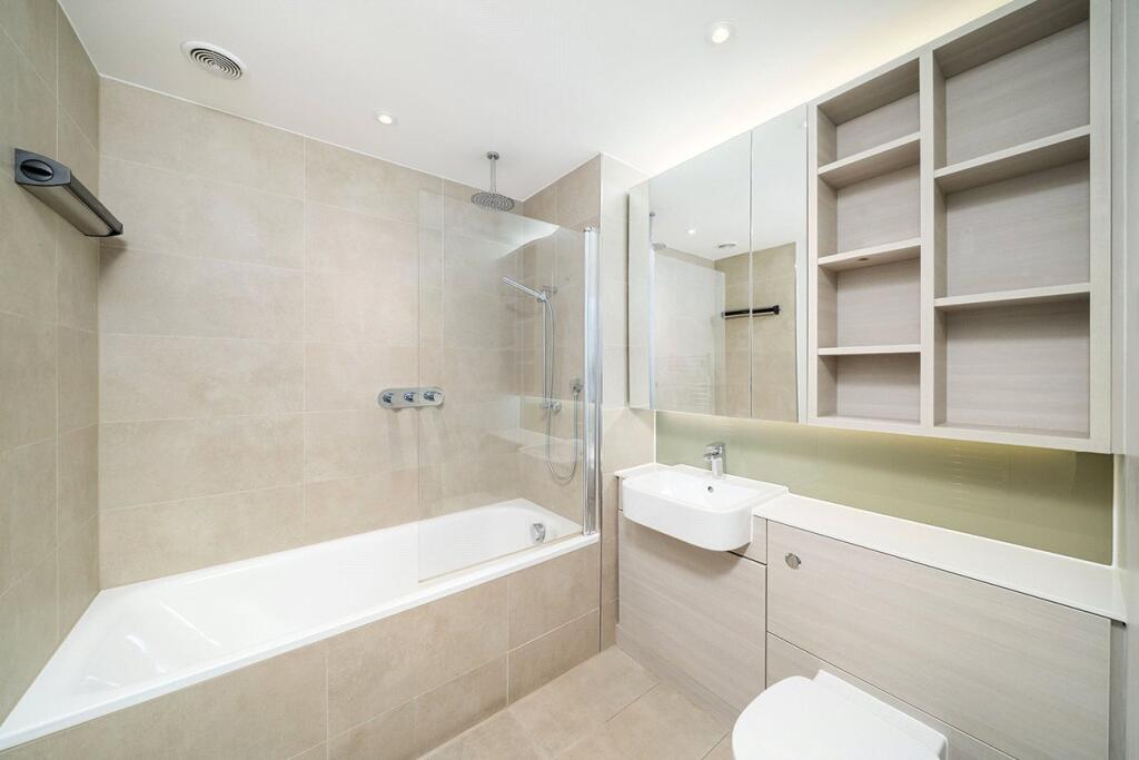 Lantana Heights, E20