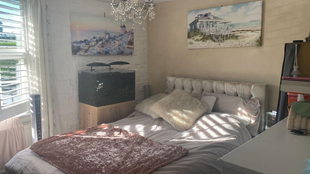 c9b229ab-2e60-4a89-9900-2c1ea9073c6f