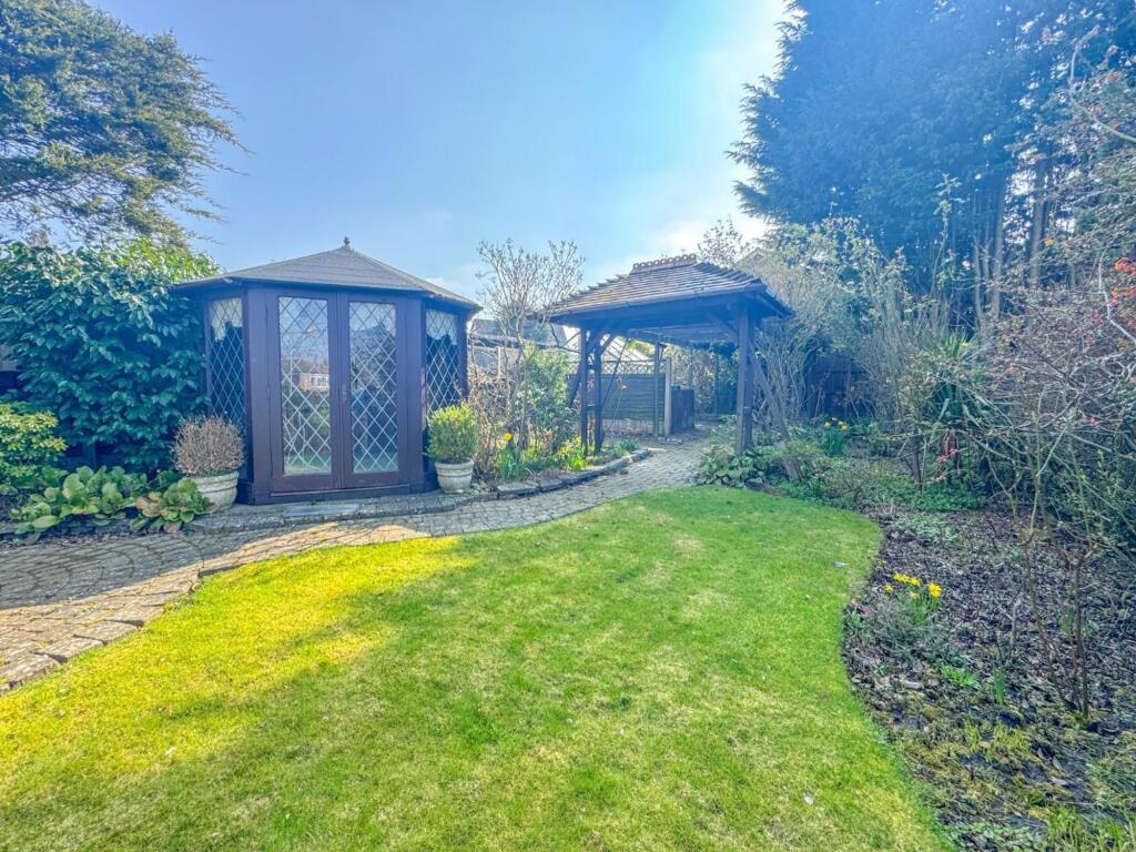 Whitestone Road - Image-10-.jpg