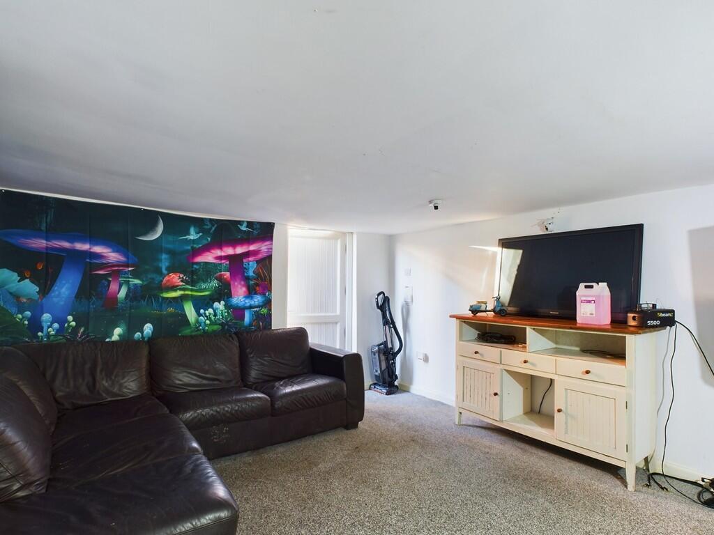 CAM01835G0-PR0138...