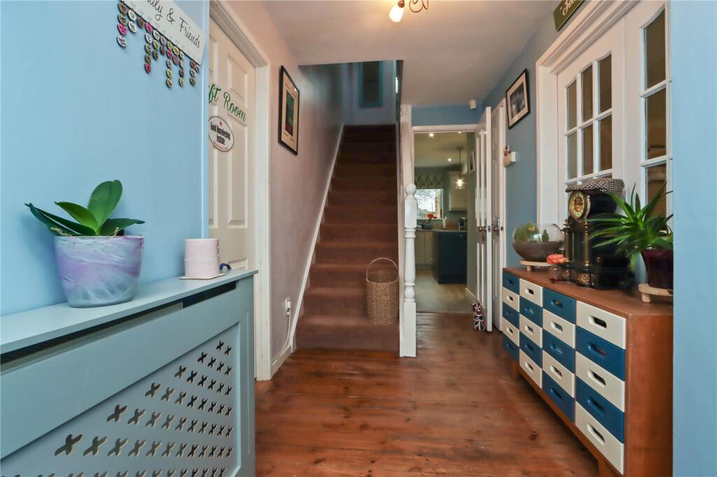 Hall / Stairs