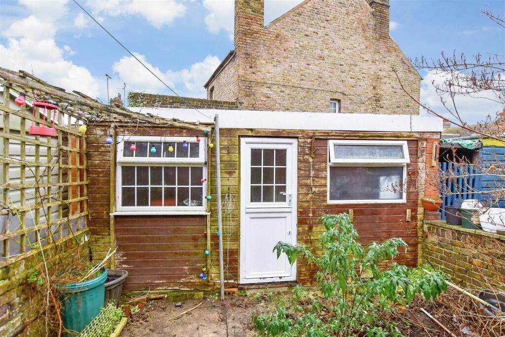 Workshop/Outbuildings