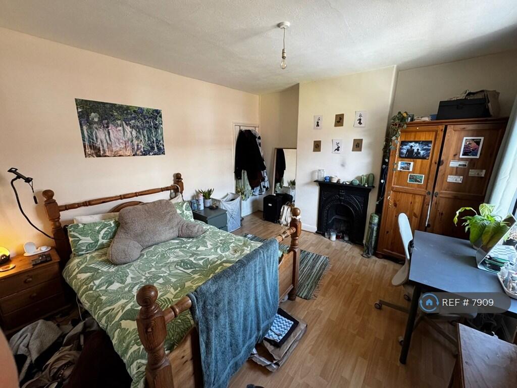 First Floor Bedroom 1