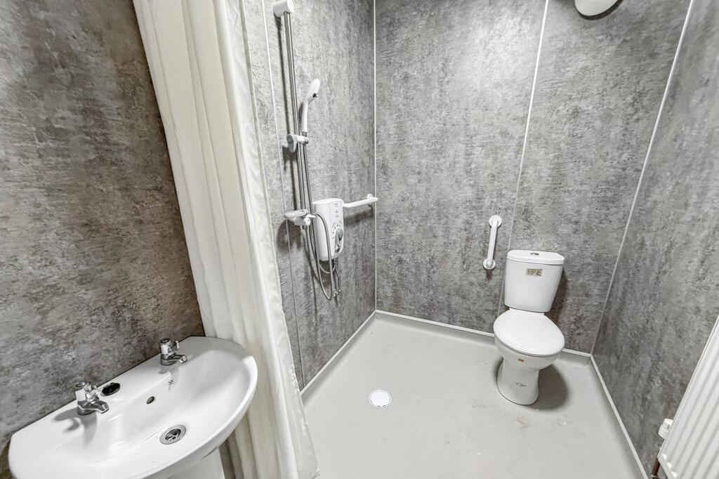 206 Marshall Wallis Road, South Shields, NE33 5PW