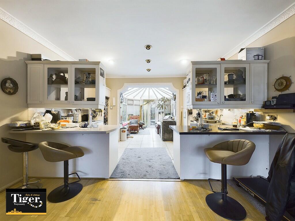 CAM03440G0-PR0206...