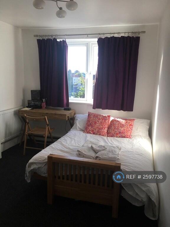 Bedroom 2 - Bed Down