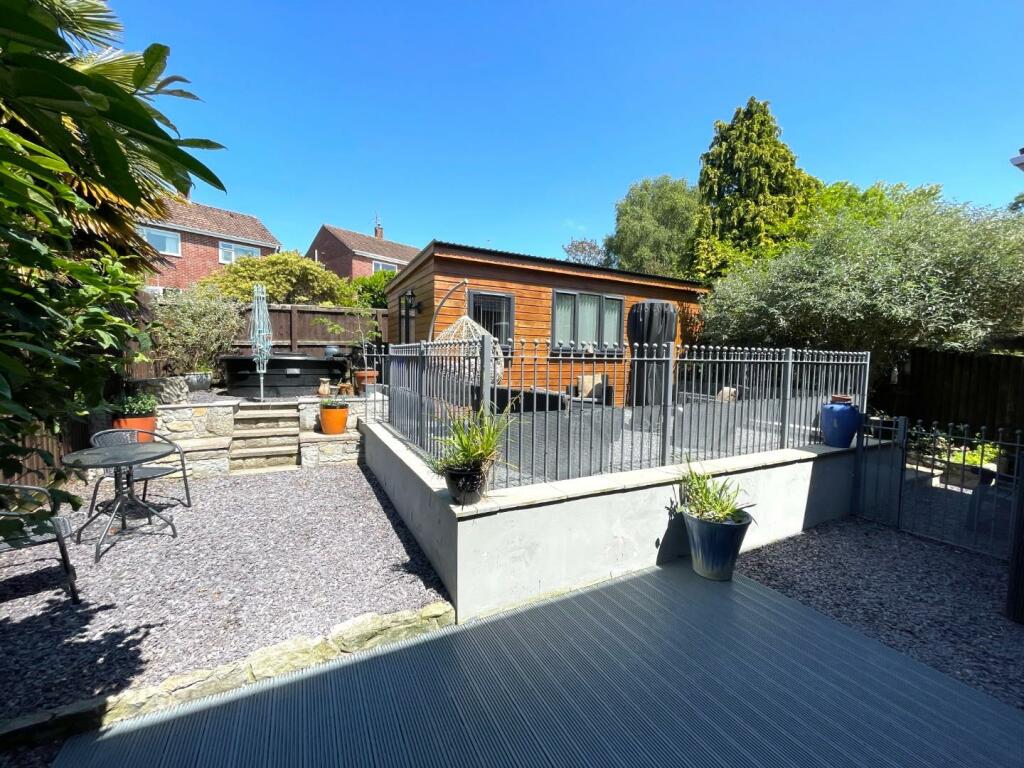 Patio 5.JPG