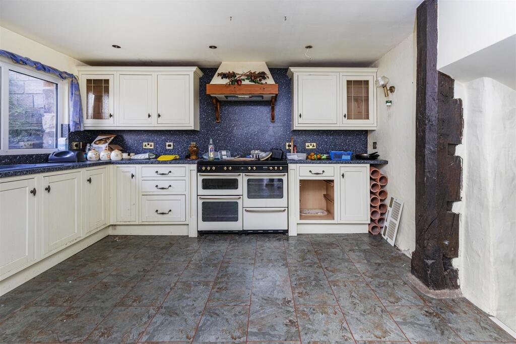 Bramleys Estate Agents - Rowley Hill - Lepton - Au