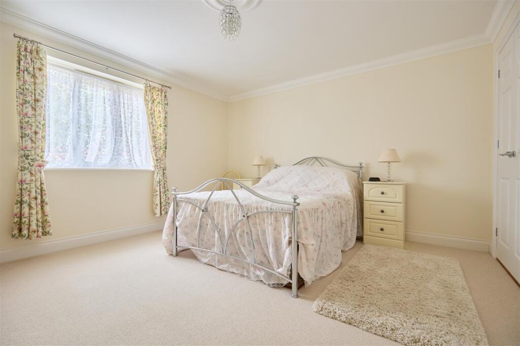 84D Willbye Avenue 15.jpg