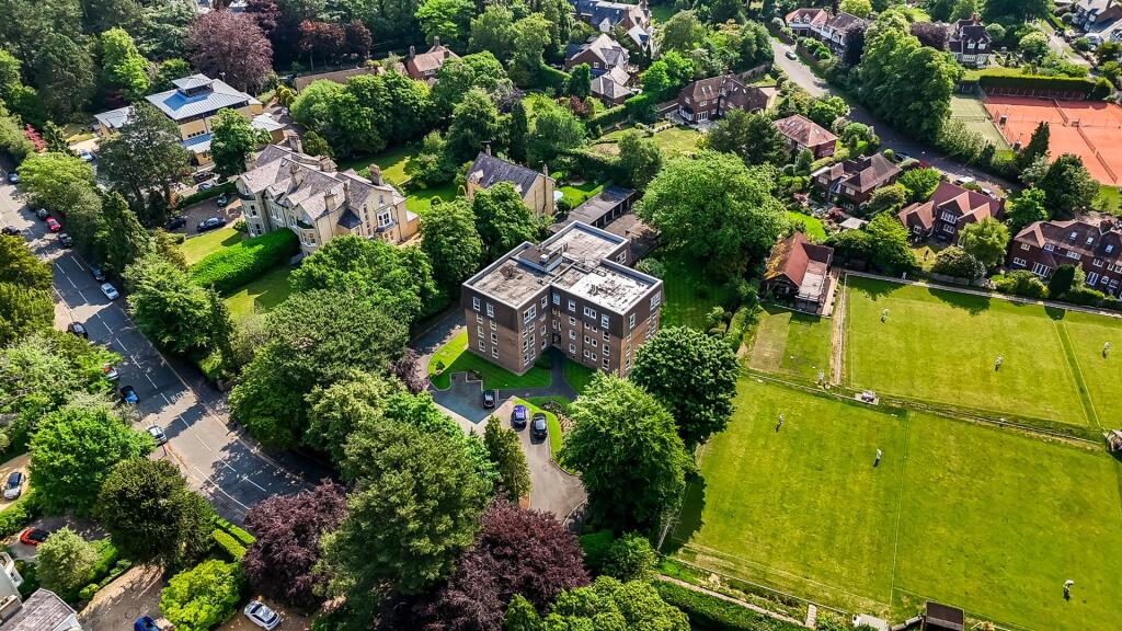 dji_fly_20250617_094950_0067_1750257424290_photo.j