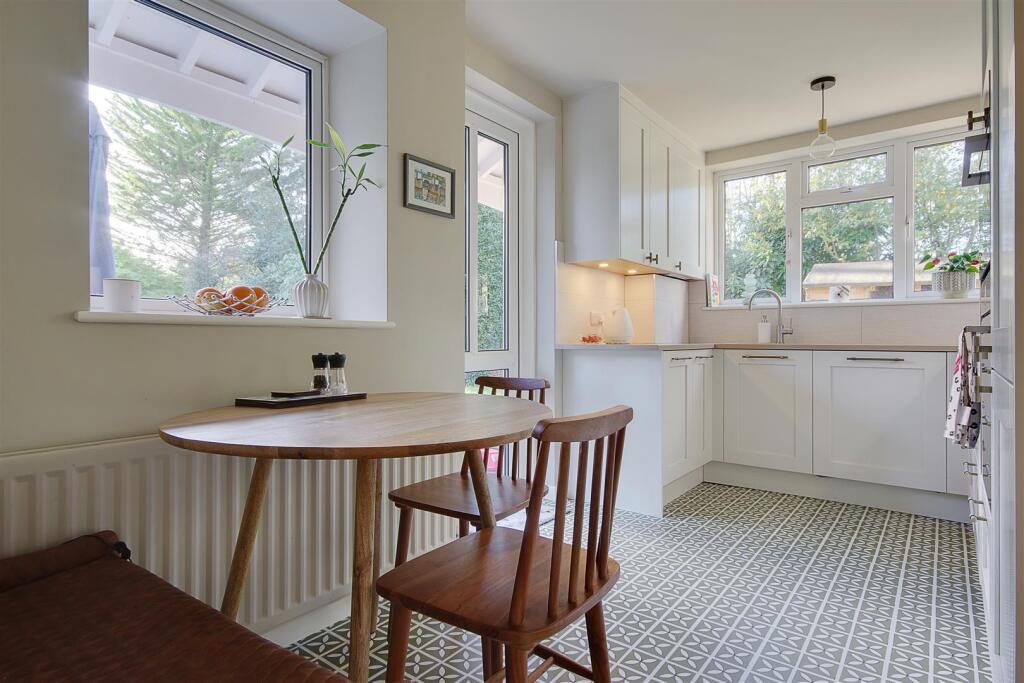 26 Kitchen A.jpg