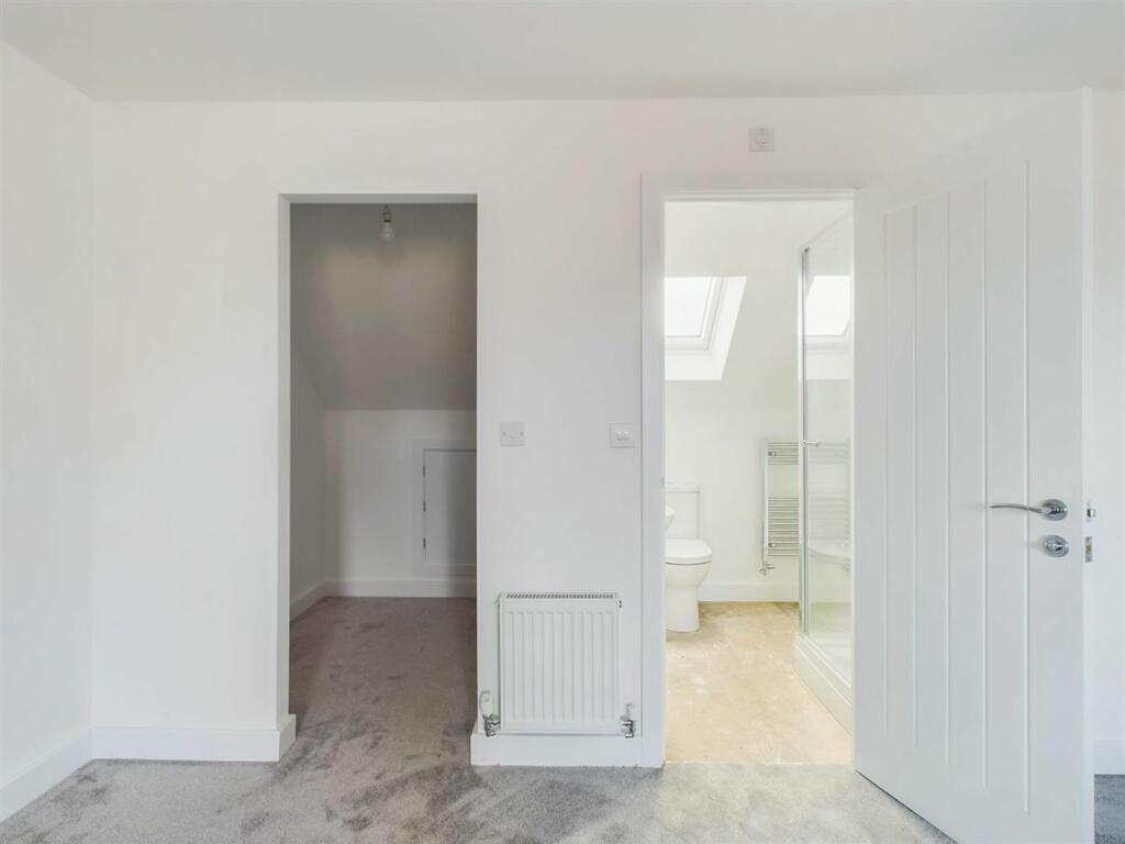 Bedroom One Dressing Area and En-suite