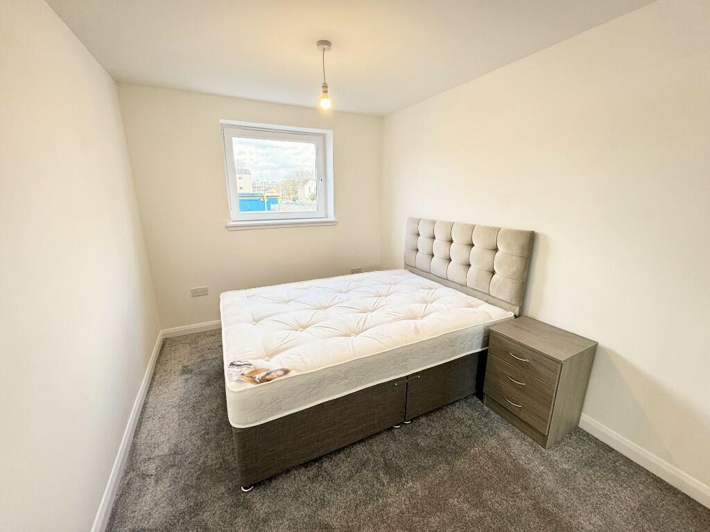 Bedroom 2 (1)