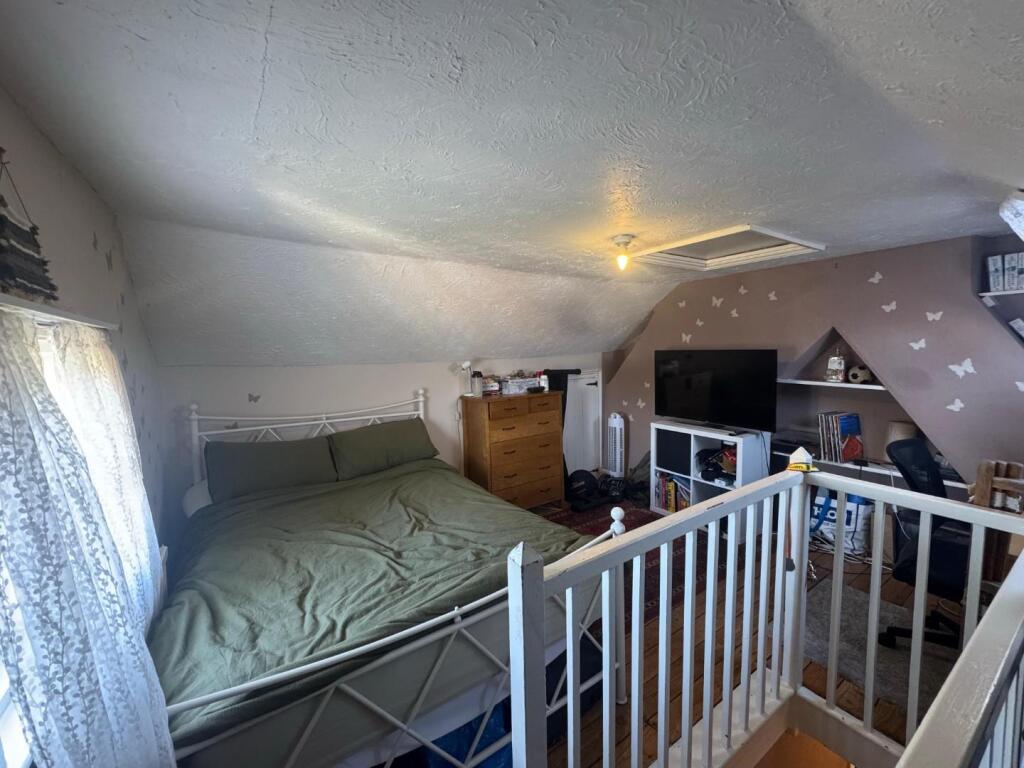 Loft Room/ Bedroom Three