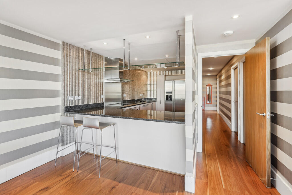 Kingfisher House ...