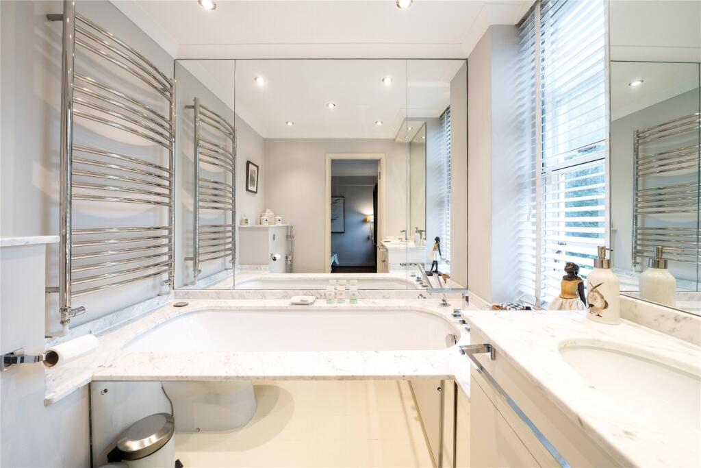 2nd En-Suite