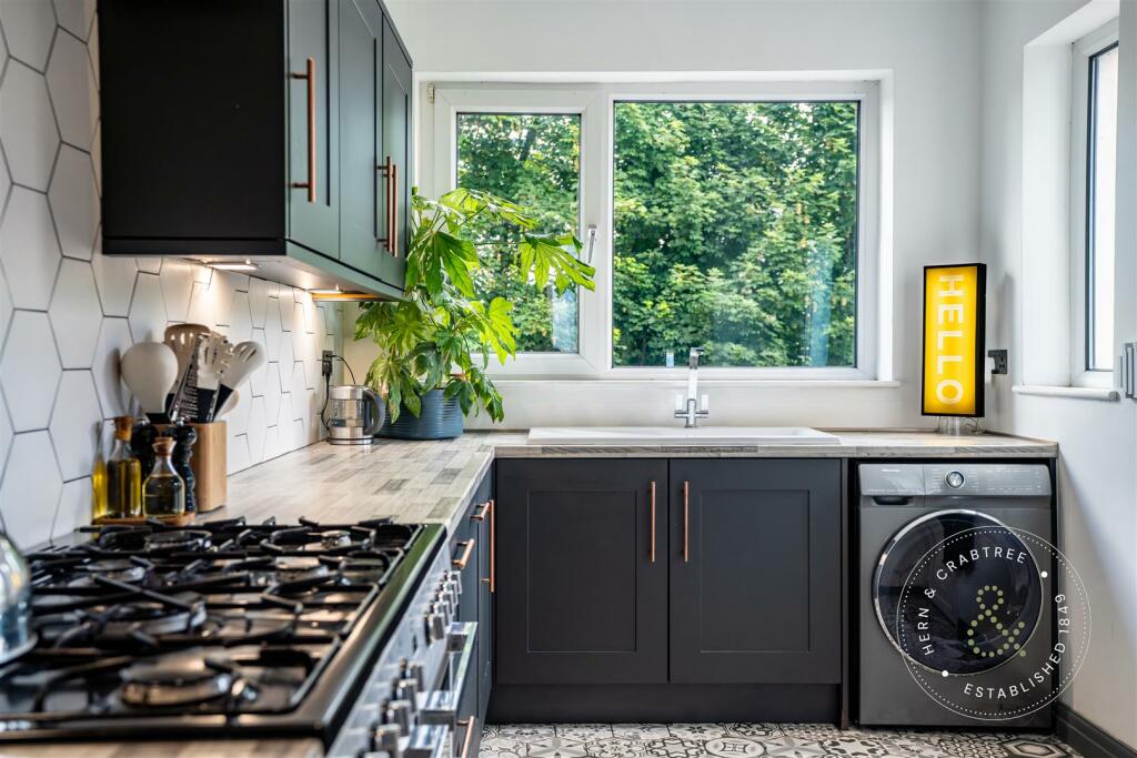 Clodien Avenue, Heath, hern crabtree (20).jpg