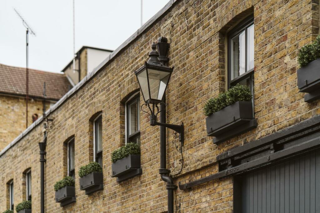 220428 Hunsworth Mews Externals-Previews-5.jpg