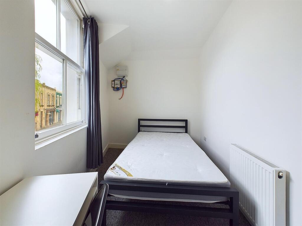 13 - Six-Bedroom HMO for Auction, Westbury-on-Trym