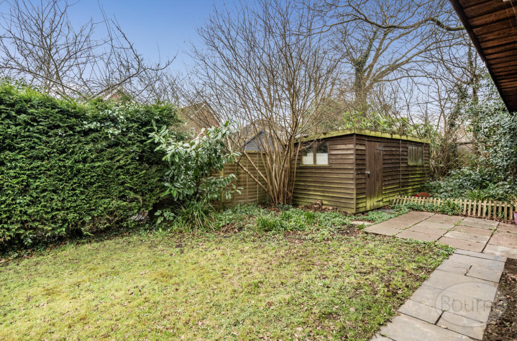 6342452b-69e0-4e4...