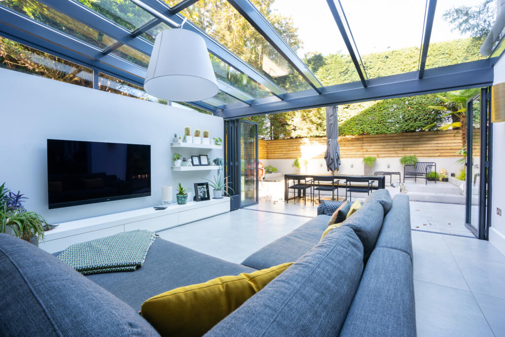 Garden Room 2