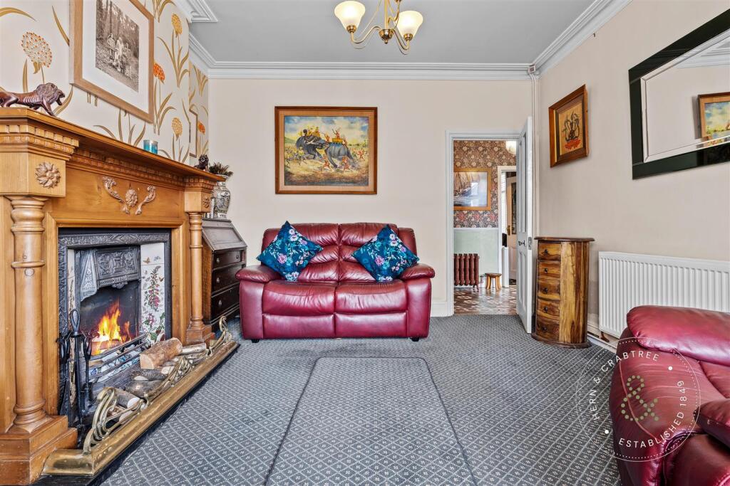 Commercial Road, Hern Crabtree (12).jpg