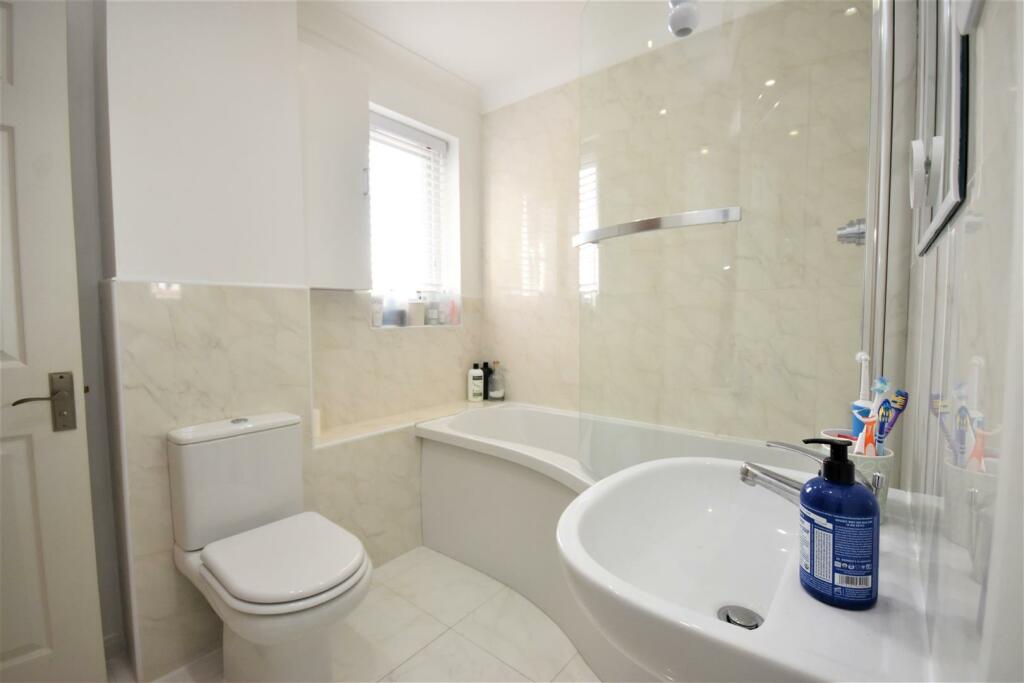 Shower Room..jpg