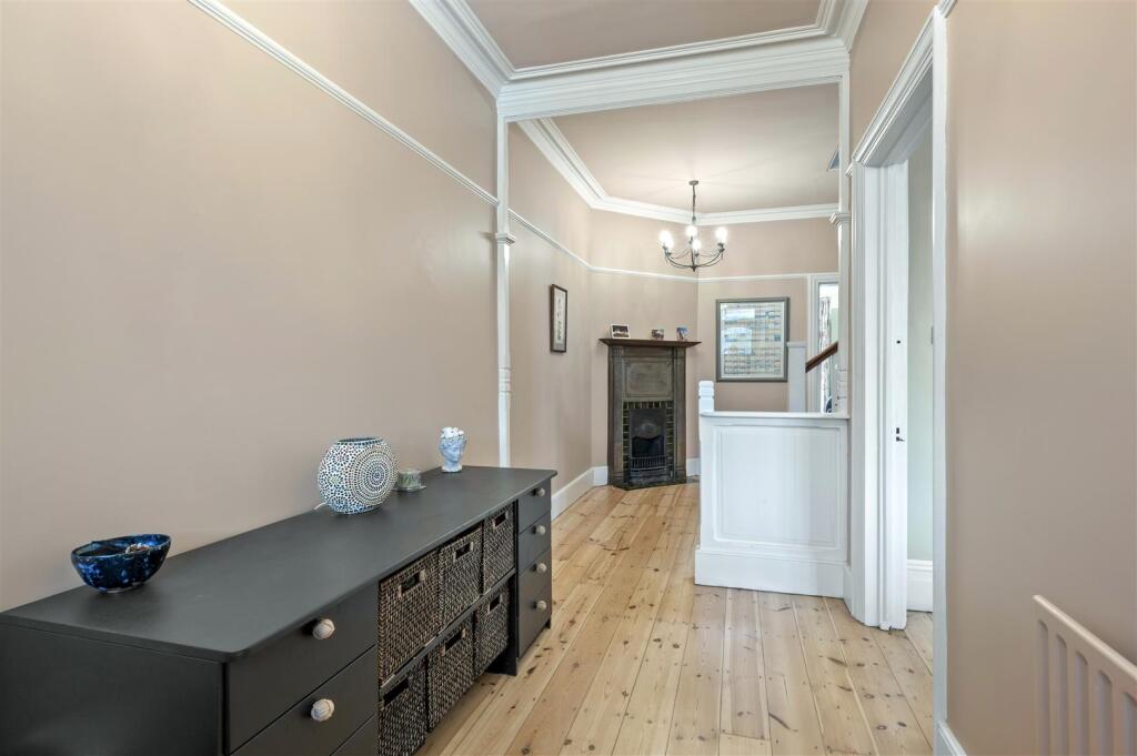 124 Pepys Road,17.jpg