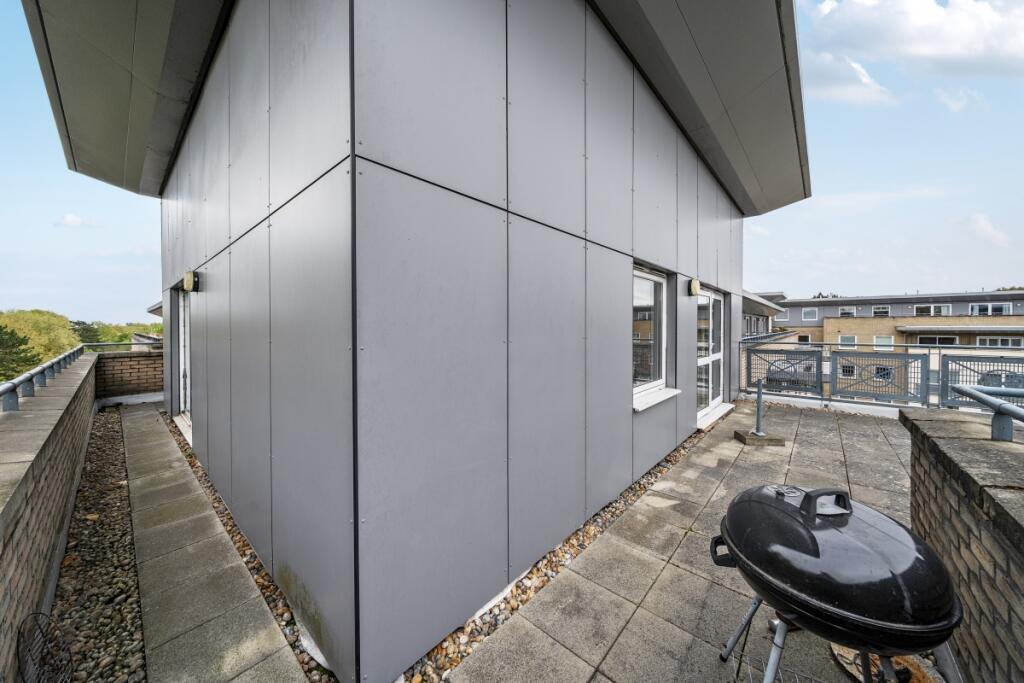 1369552-14-68ef7c...