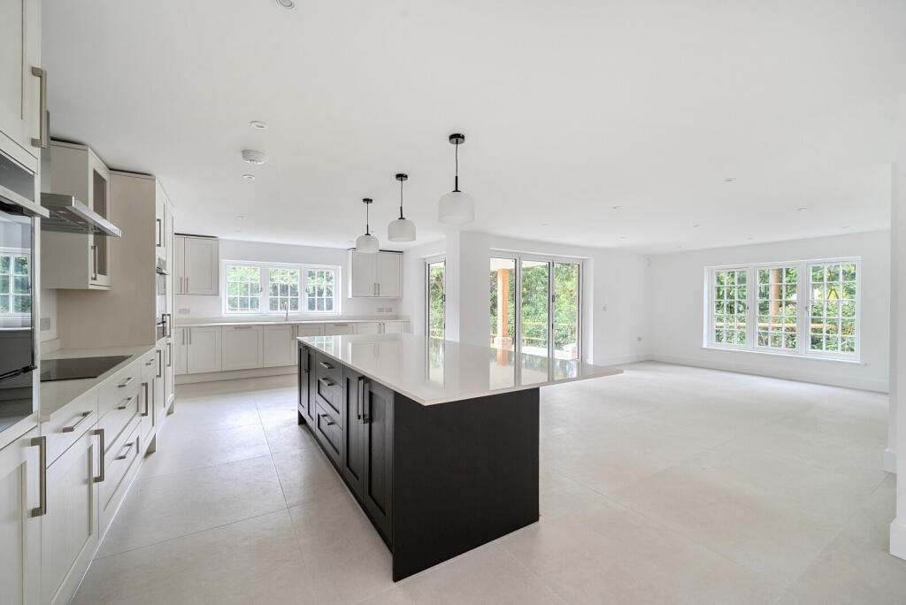 1347754-21-68b6eb...