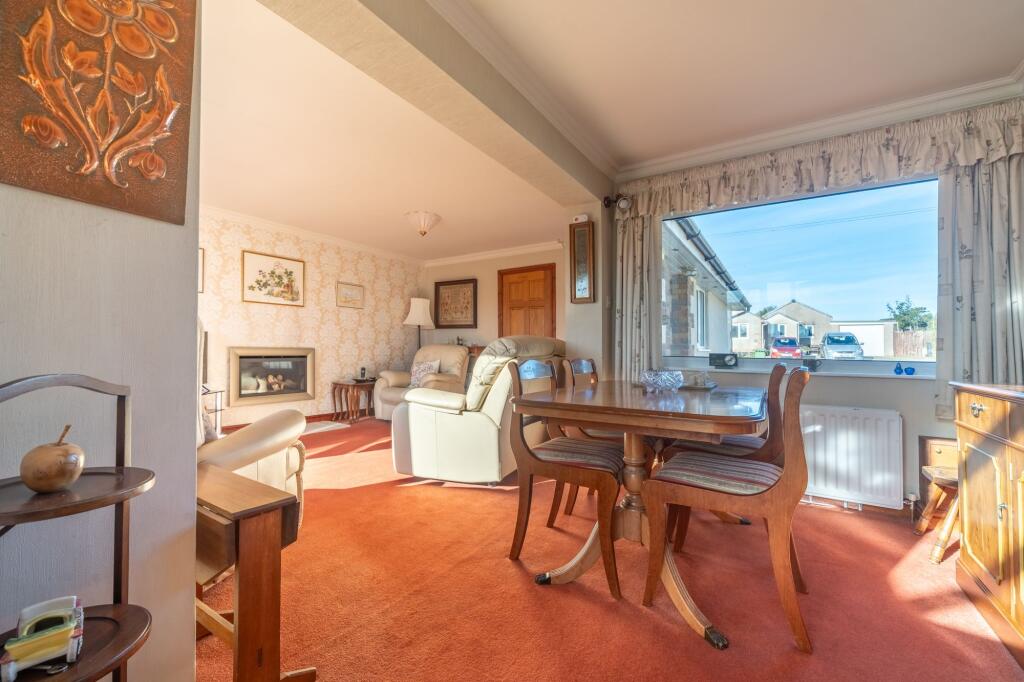 SITTING DINING ROOM