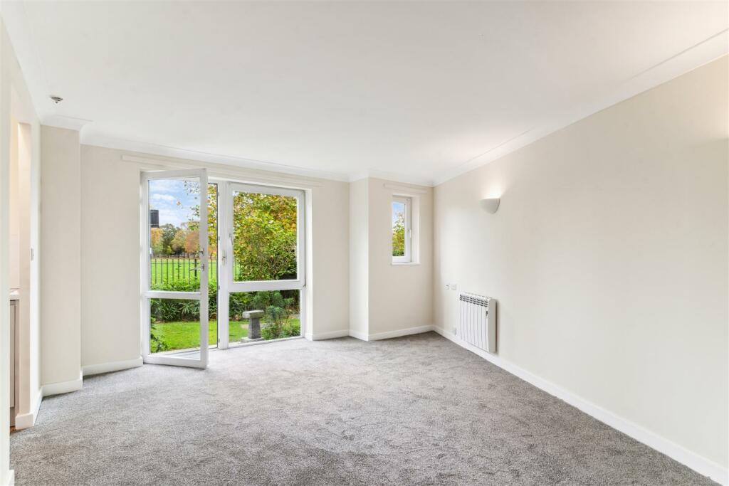 Homecross House, W4 - FOR SALE