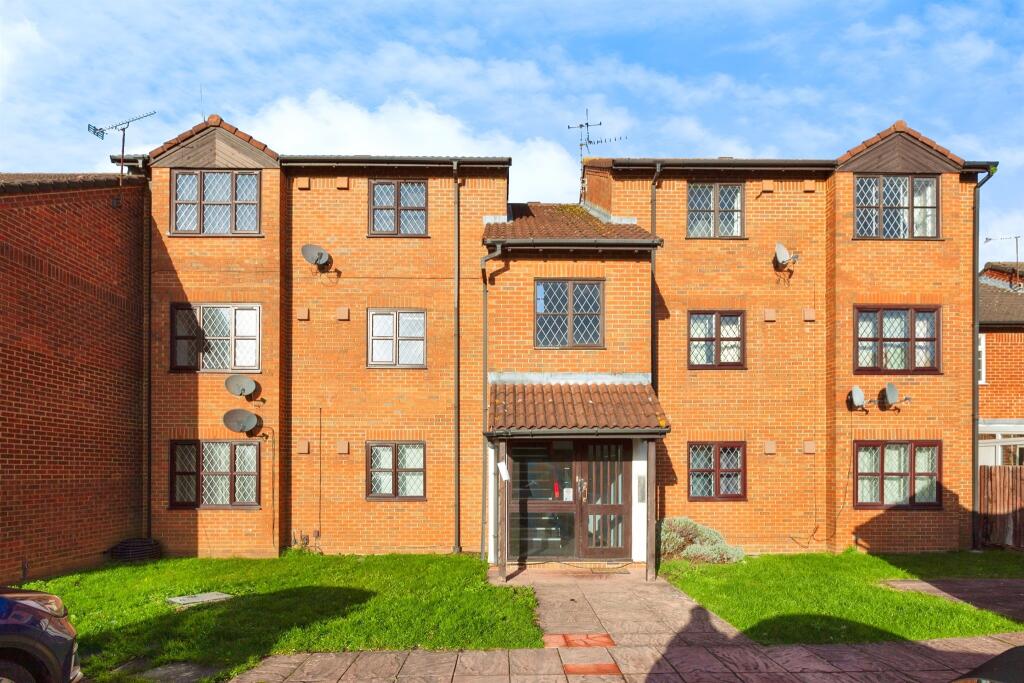 Bridlington Spur, Slough