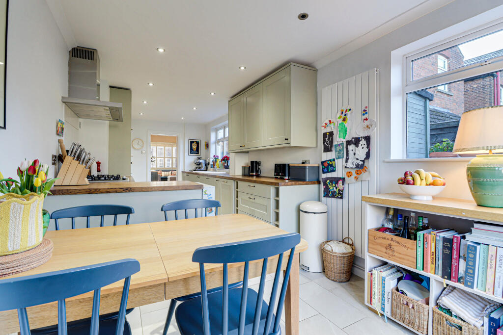 Kitchen/Breakfast Room