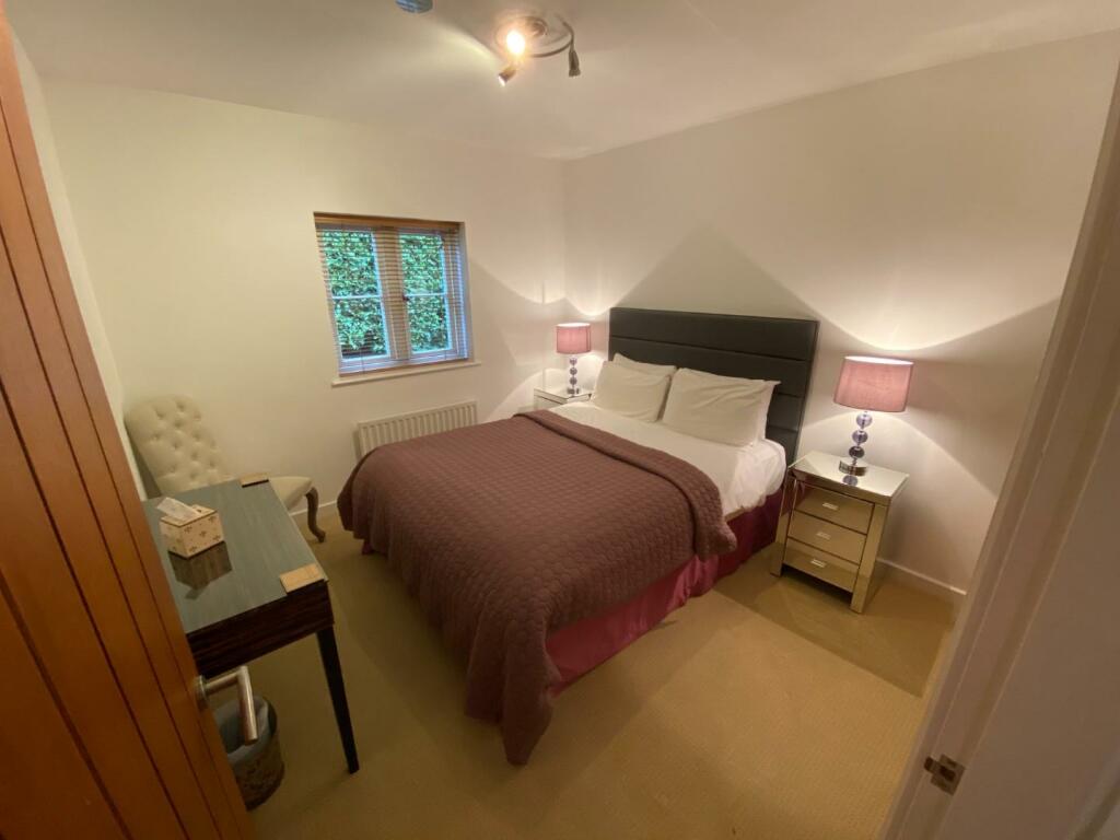 bedroom 2.jpeg