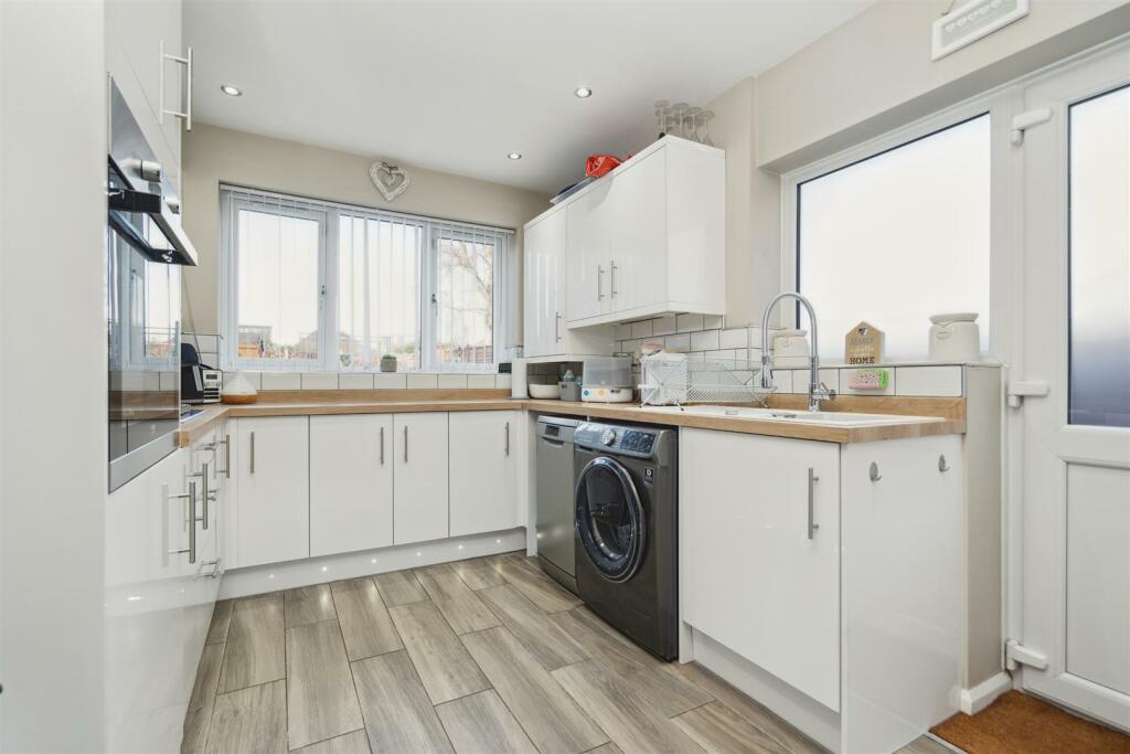 7 Campden Green_6.jpg