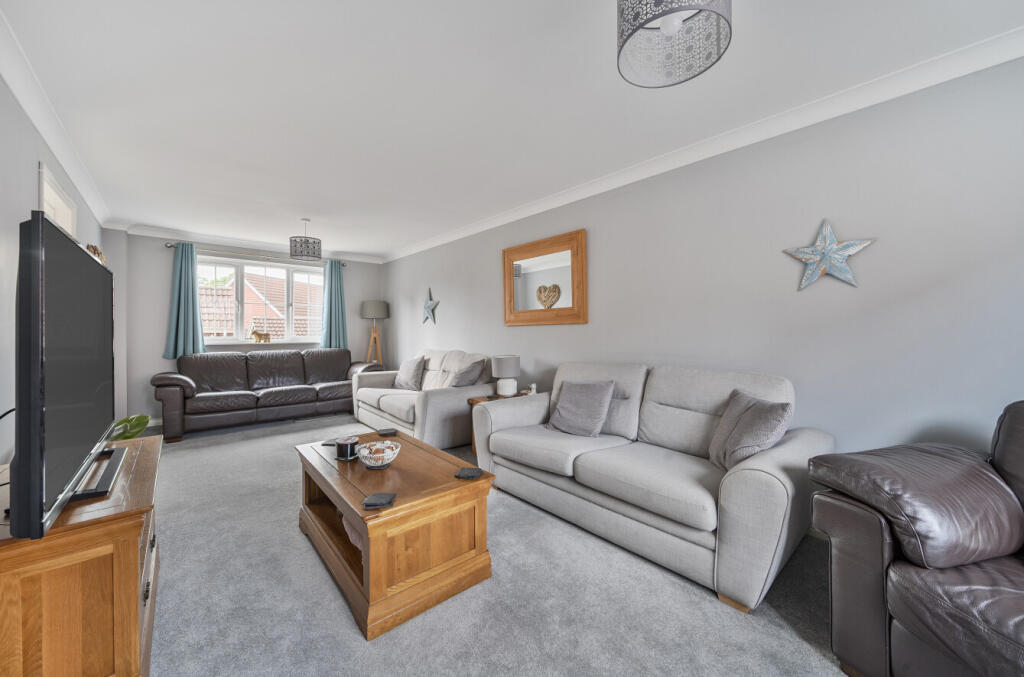 1328720-15-688b43...