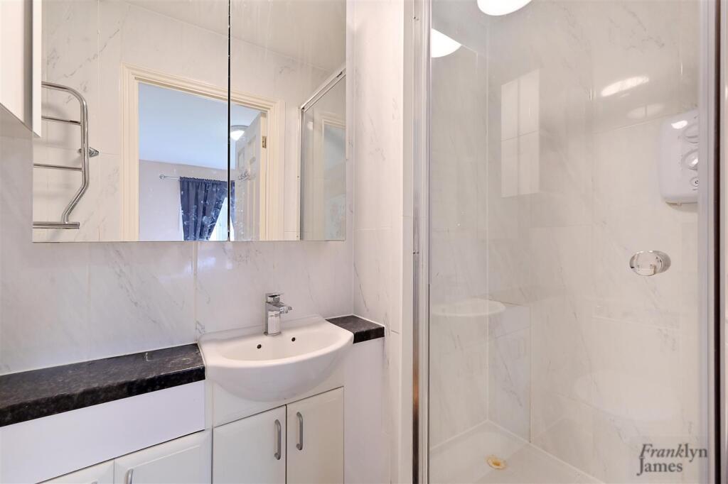 Wheat Sheaf-Close (8).JPG