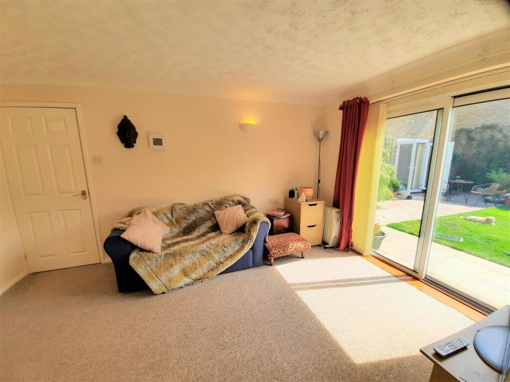 Annexe Lounge