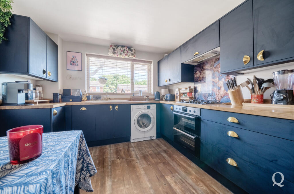 b352467b-051c-40d...