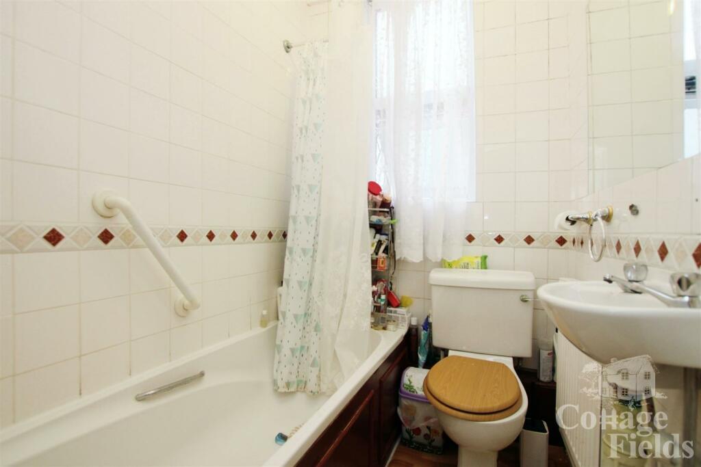 bathroom.JPG