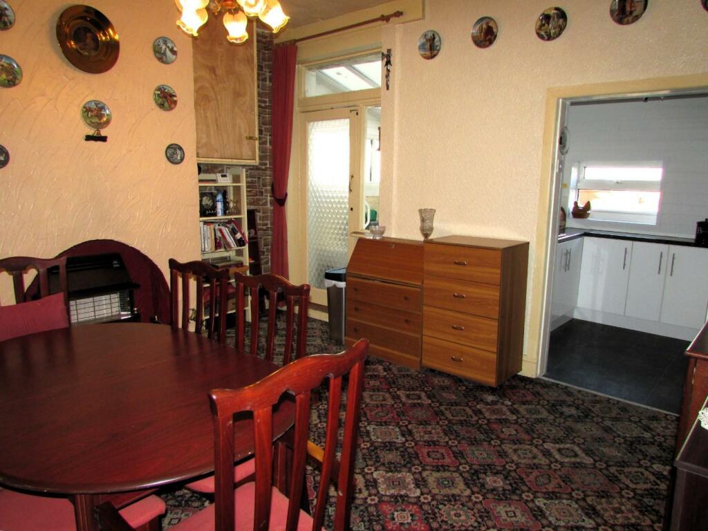 WestonAve19din2.JPG