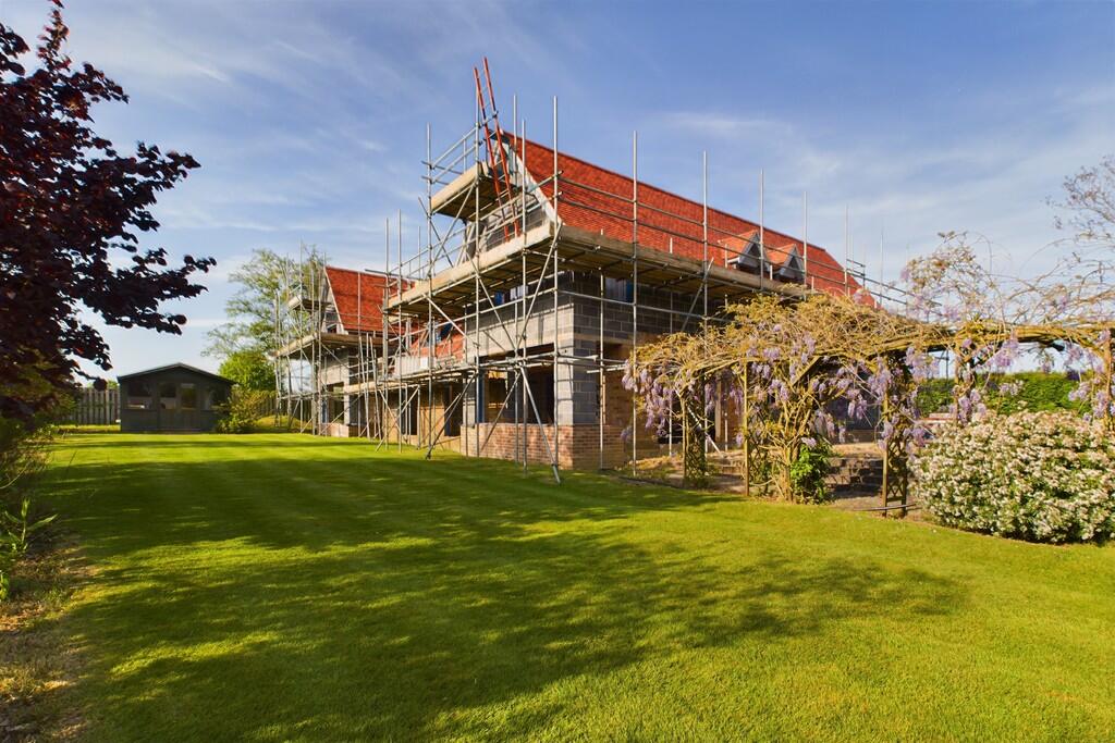 CAM01689G0-PR0392...