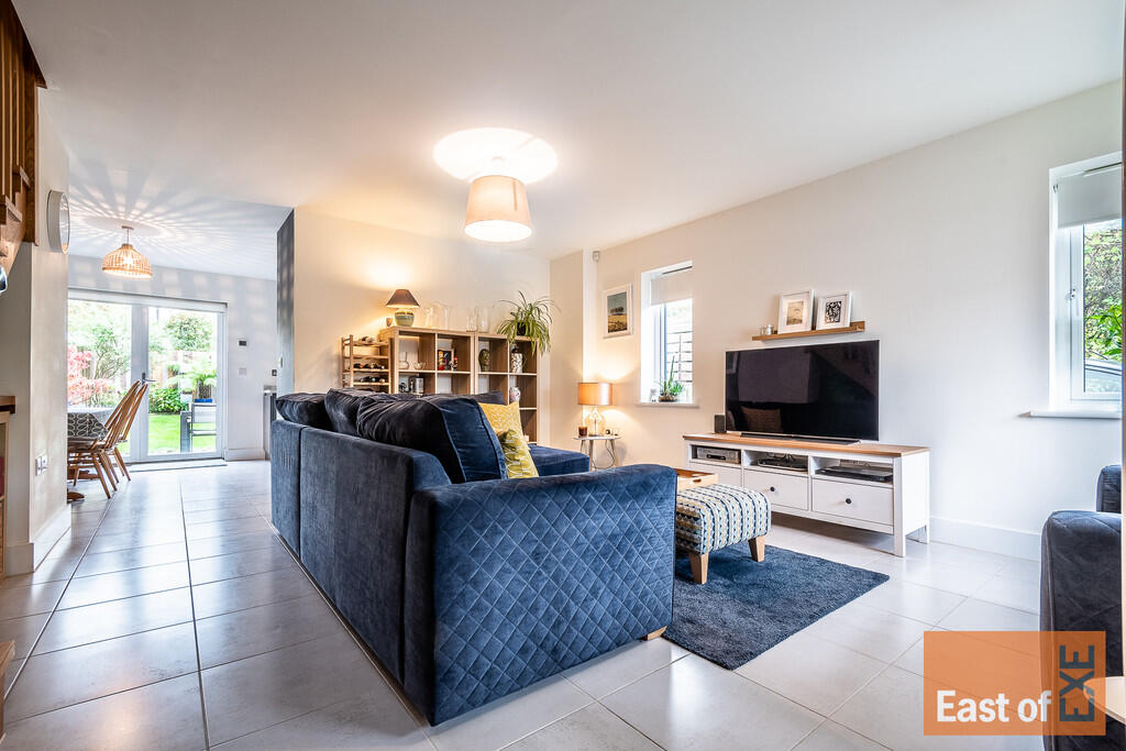 9 Holland Park - ...