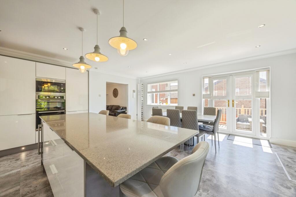 Kitchen / Diner